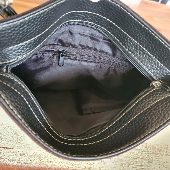 Ugg Australia Leather Brown Black Crossbody Bag - Picture 9 of 13